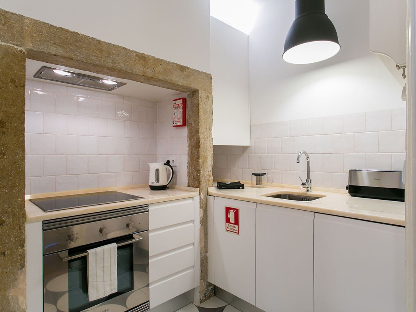 Joivy Splendid 2Br Flat In Bairro Alto, Nearby Luis De Camoes Square Lejlighed Lisboa Eksteriør billede